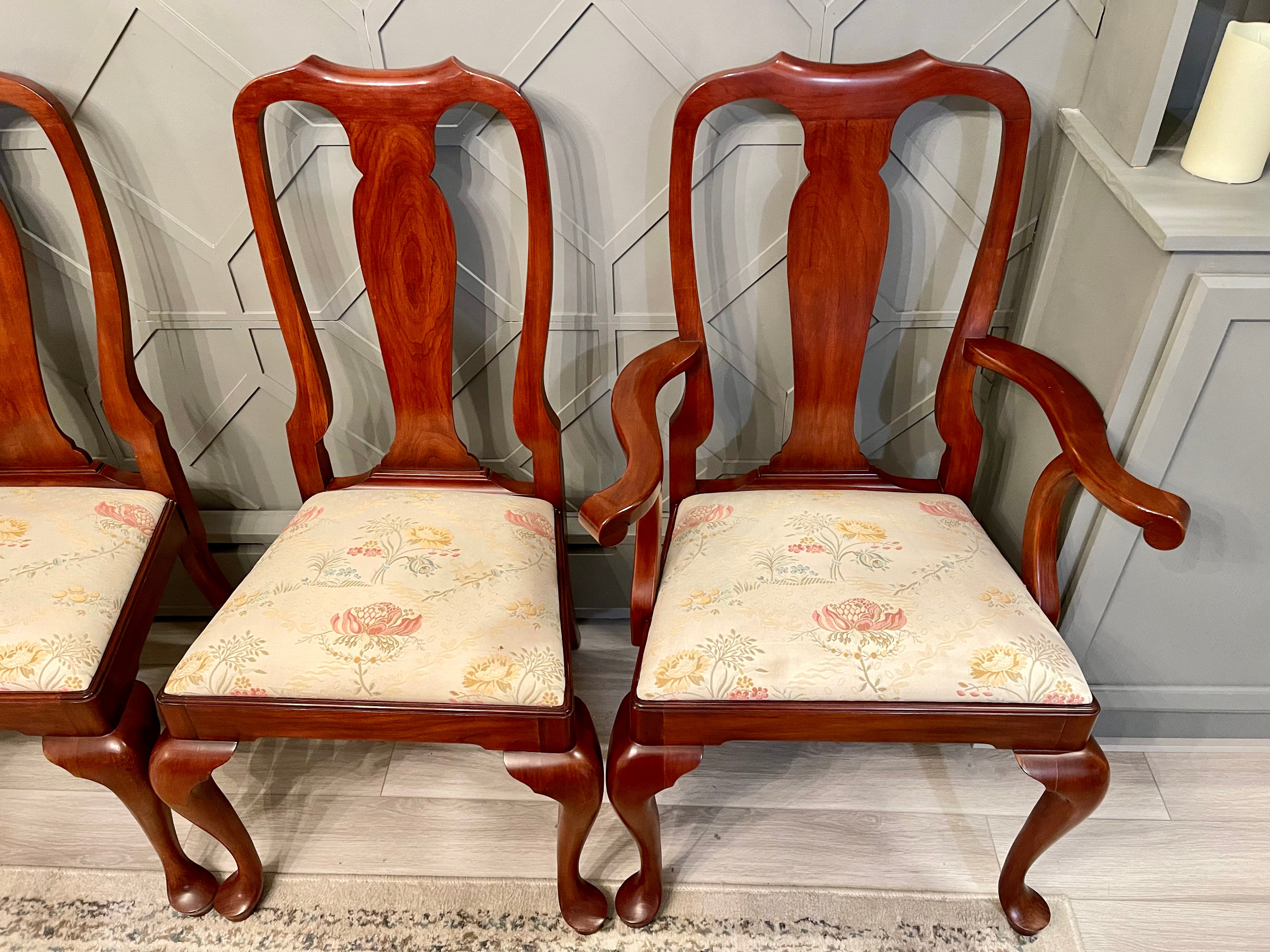 Henkel Harris Queen Anne Dining Chairs - Set of 6